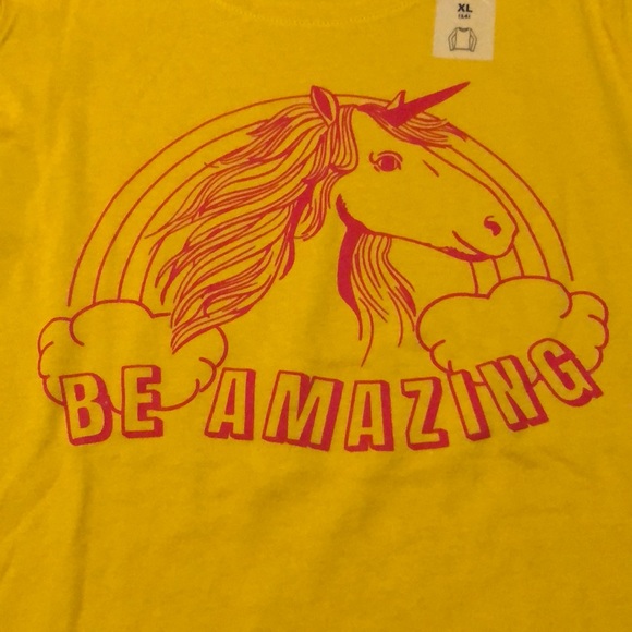 NWT Old Navy t-shirt - Picture 3 of 5